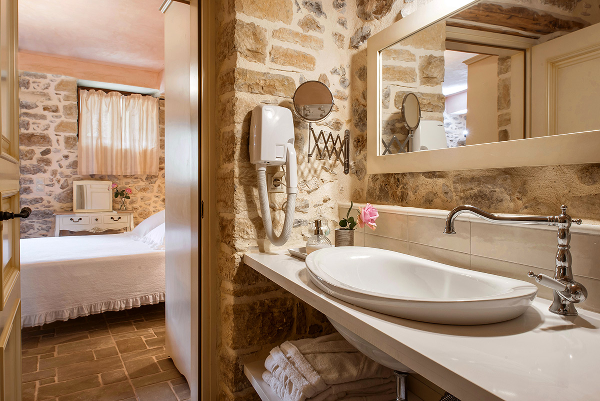 Arismari Houses Crete - Villas Matala Crete - Matala Villas Crete - South Crete Villas - Phaistos Villas Crete - Traditional Stone House Crete - South Crete Holiday Houses - Crete South Coast Villas - South Crete villa rental - Arismari Villas Crete
